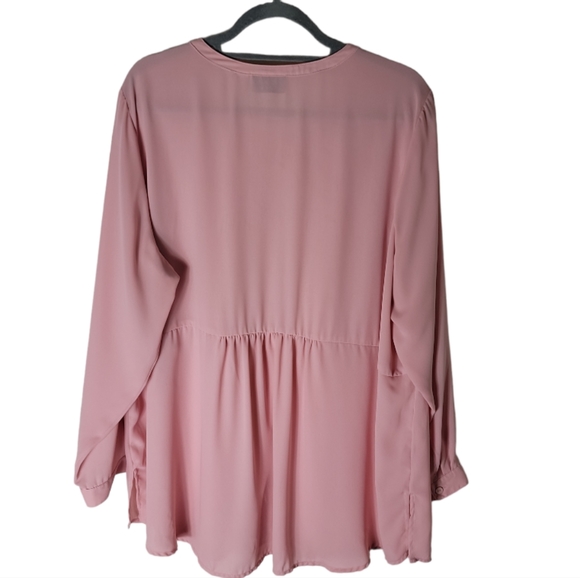 Joan Rivers long sleeve button down smocked plus size pink top size 2X - Picture 2 of 9